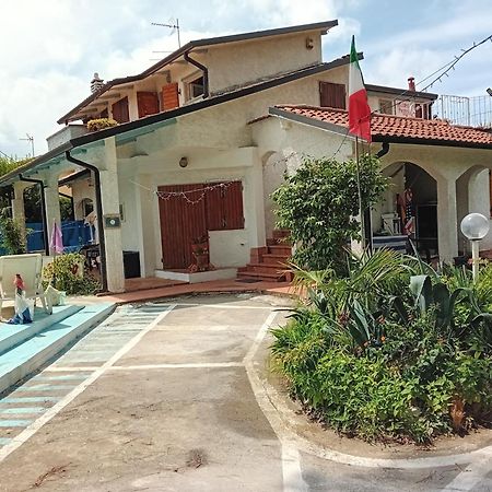 Apartament Sogno Vacanze Massa  Zewnętrze zdjęcie